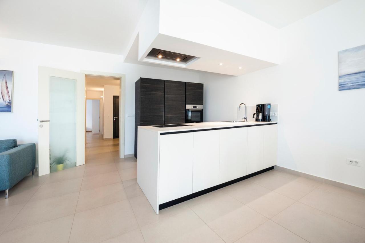 Sunny Day - Apartment With Parking Rovinj Ngoại thất bức ảnh