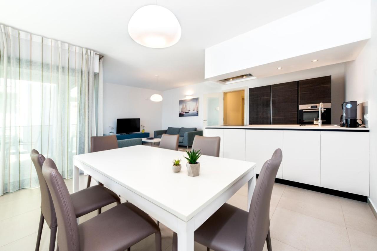 Sunny Day - Apartment With Parking Rovinj Ngoại thất bức ảnh
