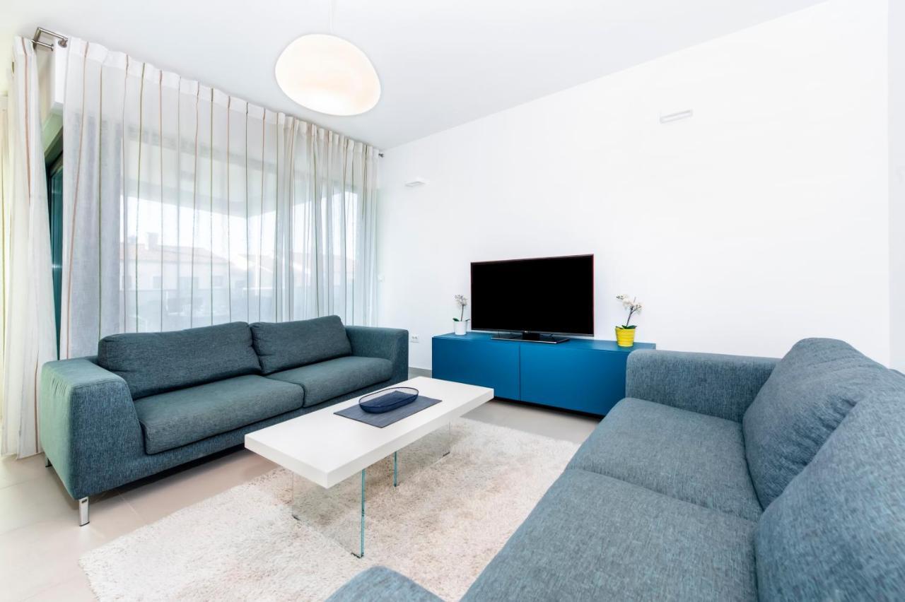 Sunny Day - Apartment With Parking Rovinj Ngoại thất bức ảnh
