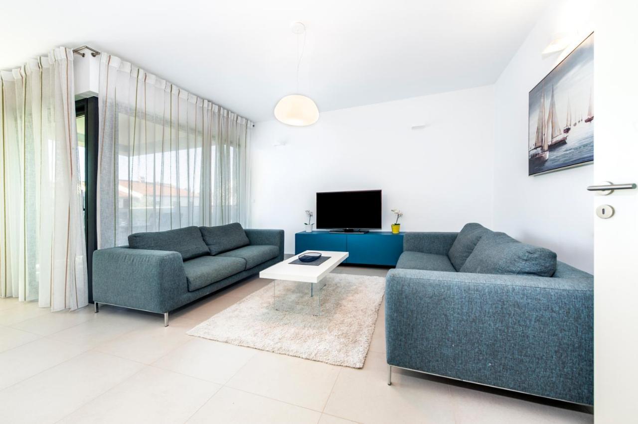 Sunny Day - Apartment With Parking Rovinj Ngoại thất bức ảnh